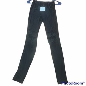 NEW leggings with cut out knee